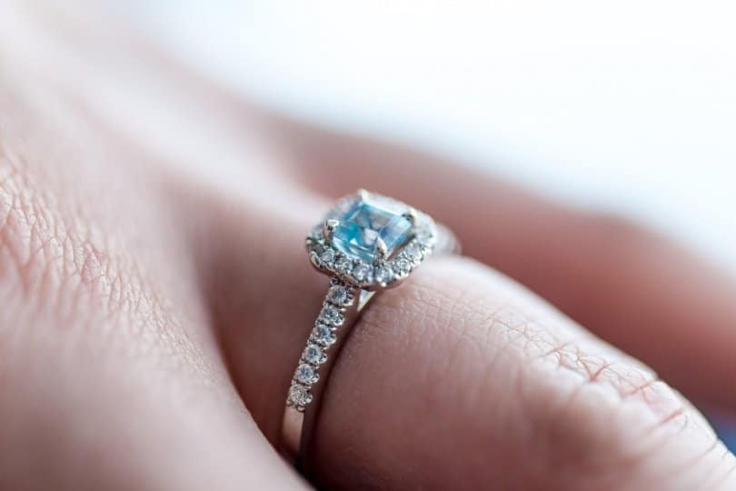 7 Ideas to obtain the right Jewel Gem Gemstone Diamond Engagement Ring