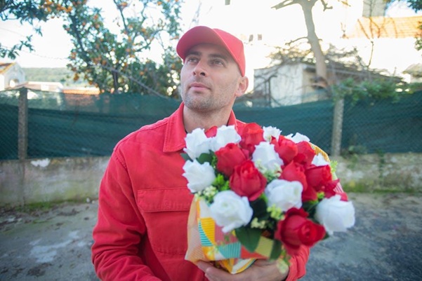 Ways to Save Money on Flower Delivery